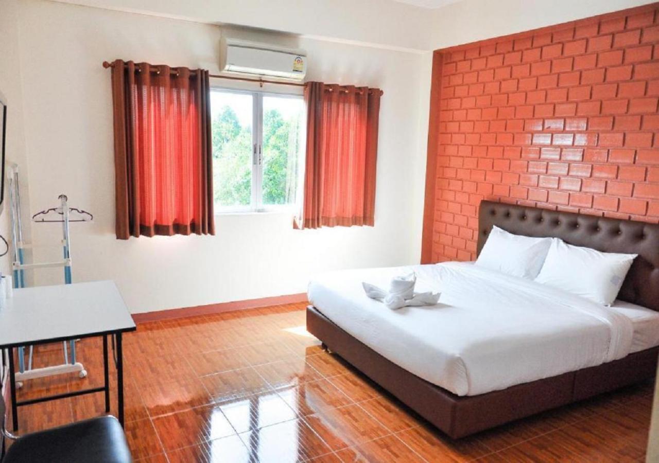 Bussarakam Place Hotel Chanthaburi Exteriér fotografie