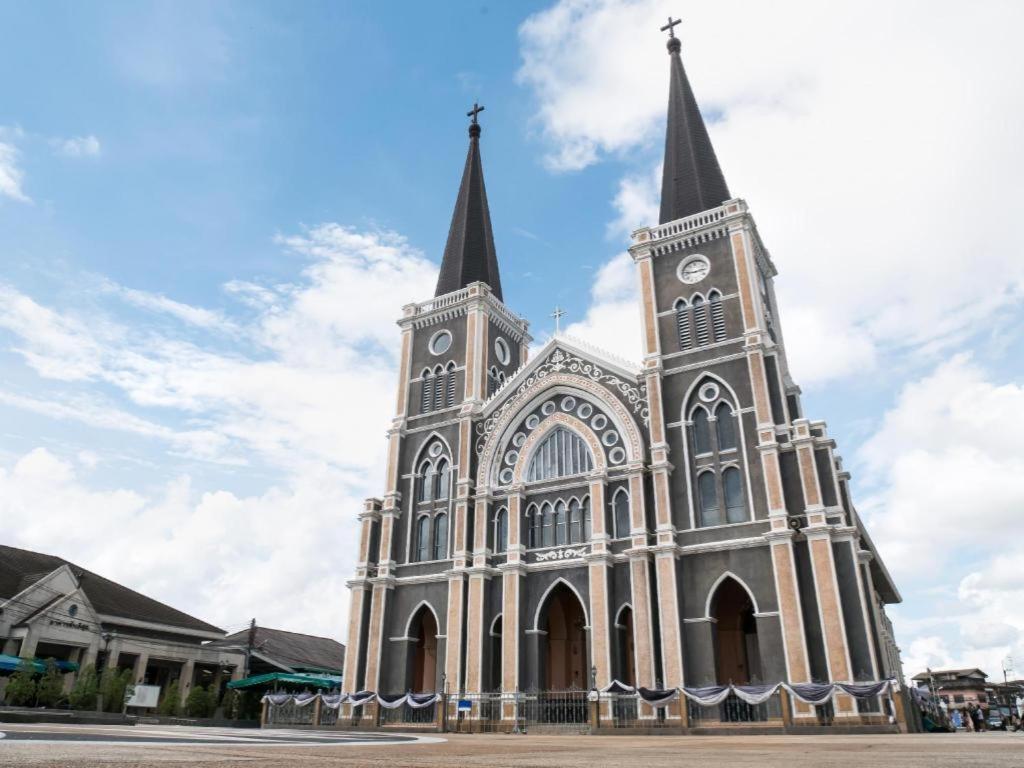 Bussarakam Place Hotel Chanthaburi Exteriér fotografie