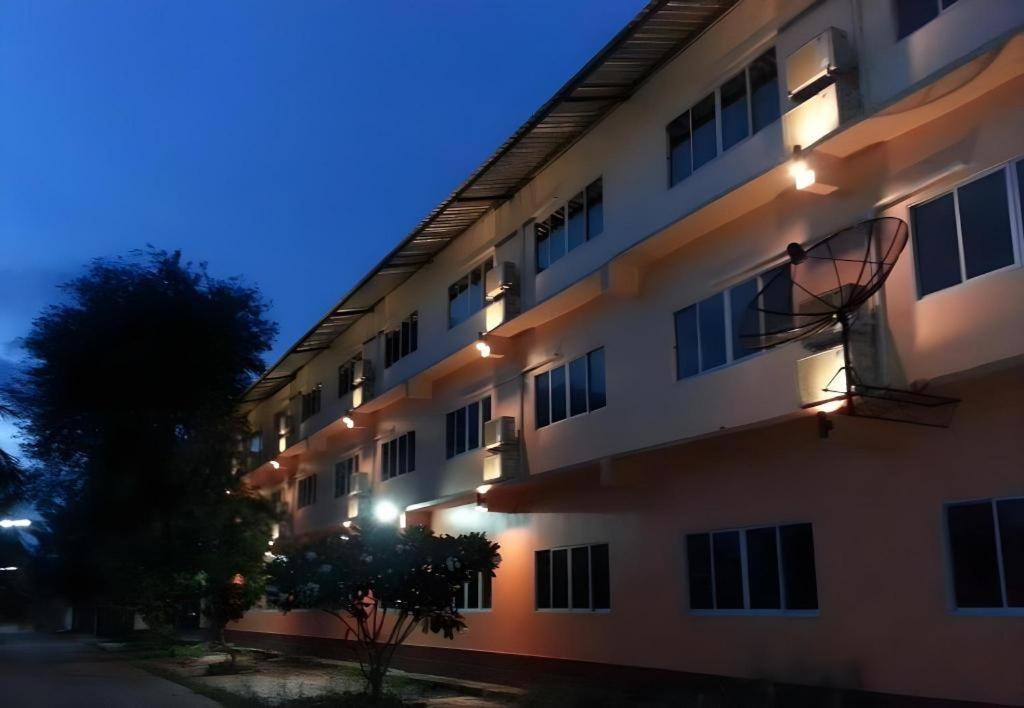 Bussarakam Place Hotel Chanthaburi Exteriér fotografie